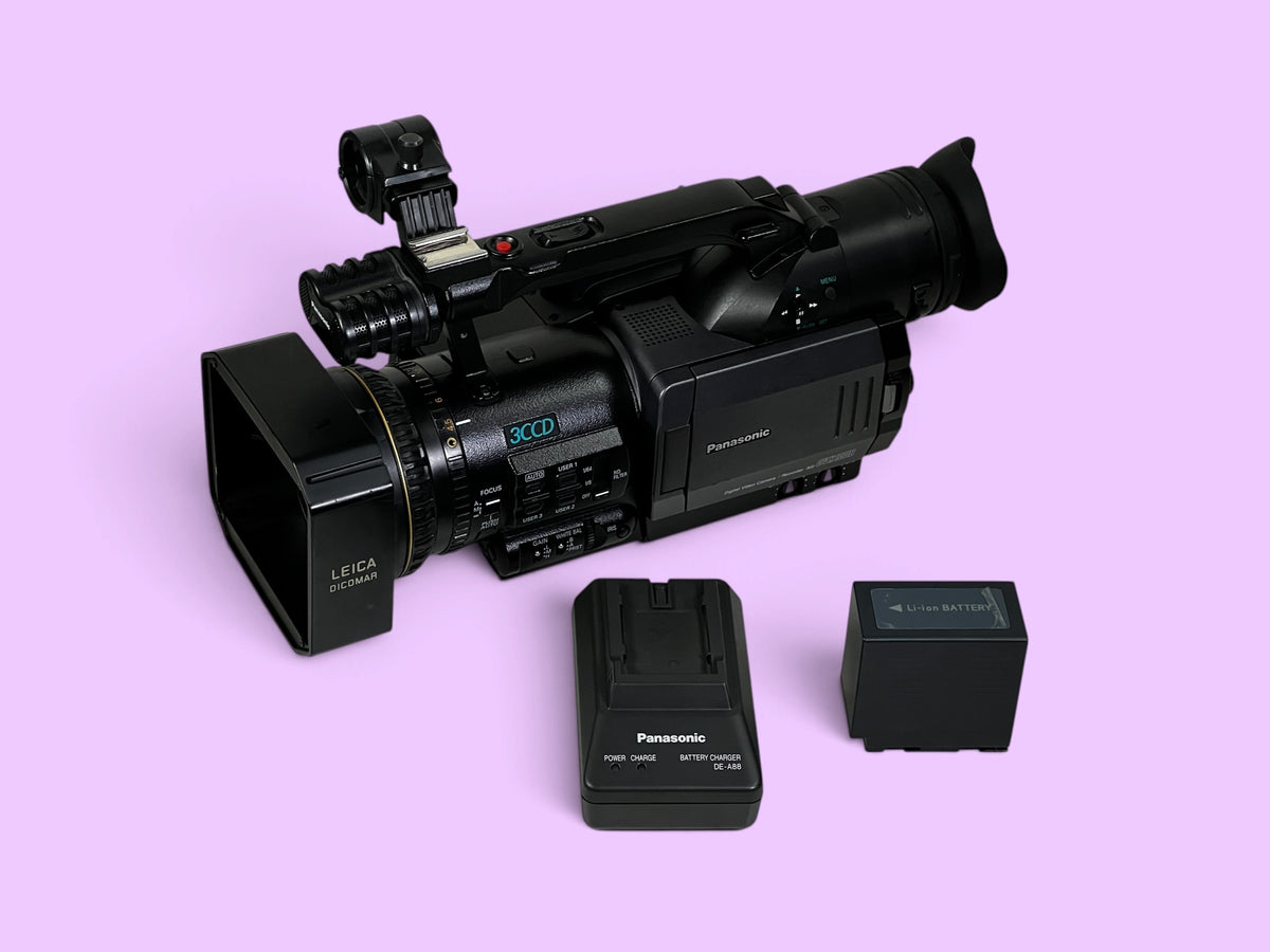Panasonic AG-DVX100BE 3CCD MiniDV Camcorder – PAL – 246H