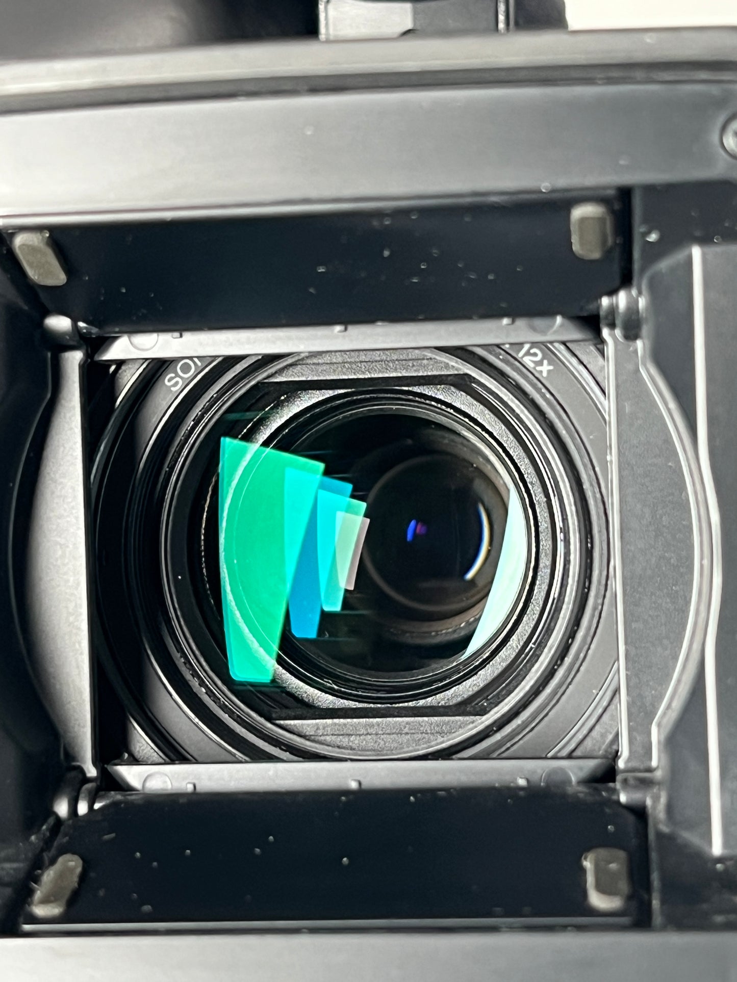 SONY DCR-VX2100E Camcorder PAL