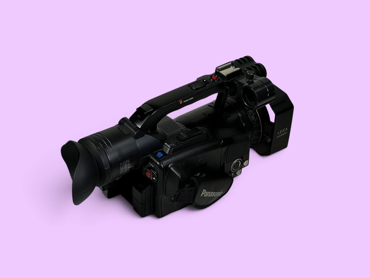 Panasonic AG-DVX100BE 3CCD MiniDV Camcorder – PAL – 246H