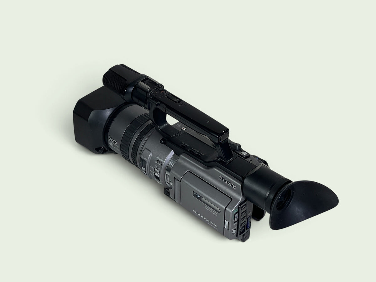 SONY DCR-VX2100E Camcorder PAL - Serviced ✨ OVP