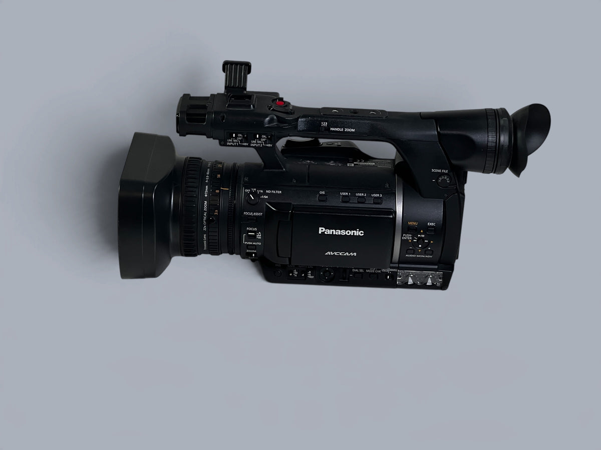 Panasonic AG-AC160EJ Full HD AVCCAM Camcorder 22x Zoom 5861H