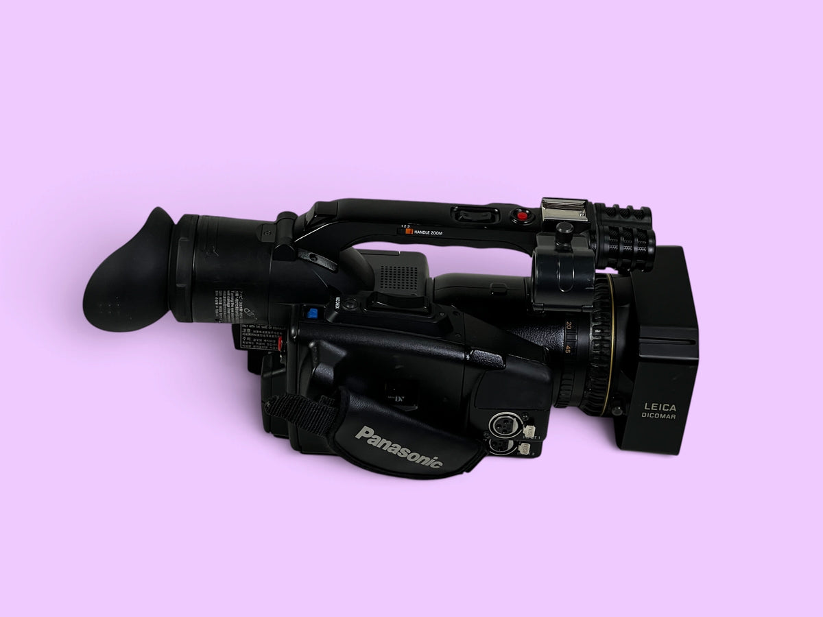 Panasonic AG-DVX100BE 3CCD MiniDV Camcorder – PAL – 246H