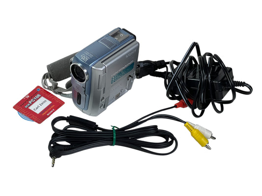 Sony DCR-PC106E PAL MiniDV Handycam Camcorder