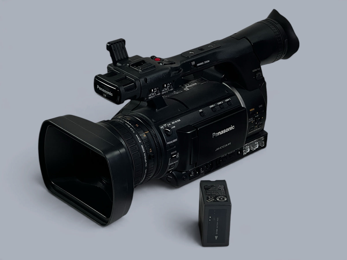 Panasonic AG-AC160EJ Full HD AVCCAM Camcorder 22x Zoom 5861H
