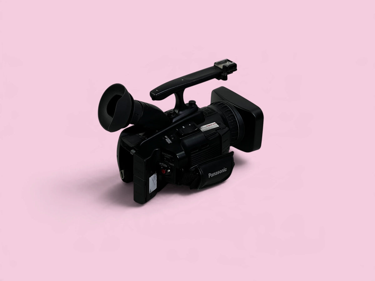 Panasonic AG-HMC41EJ Full HD AVCCAM Camcorder 3892H