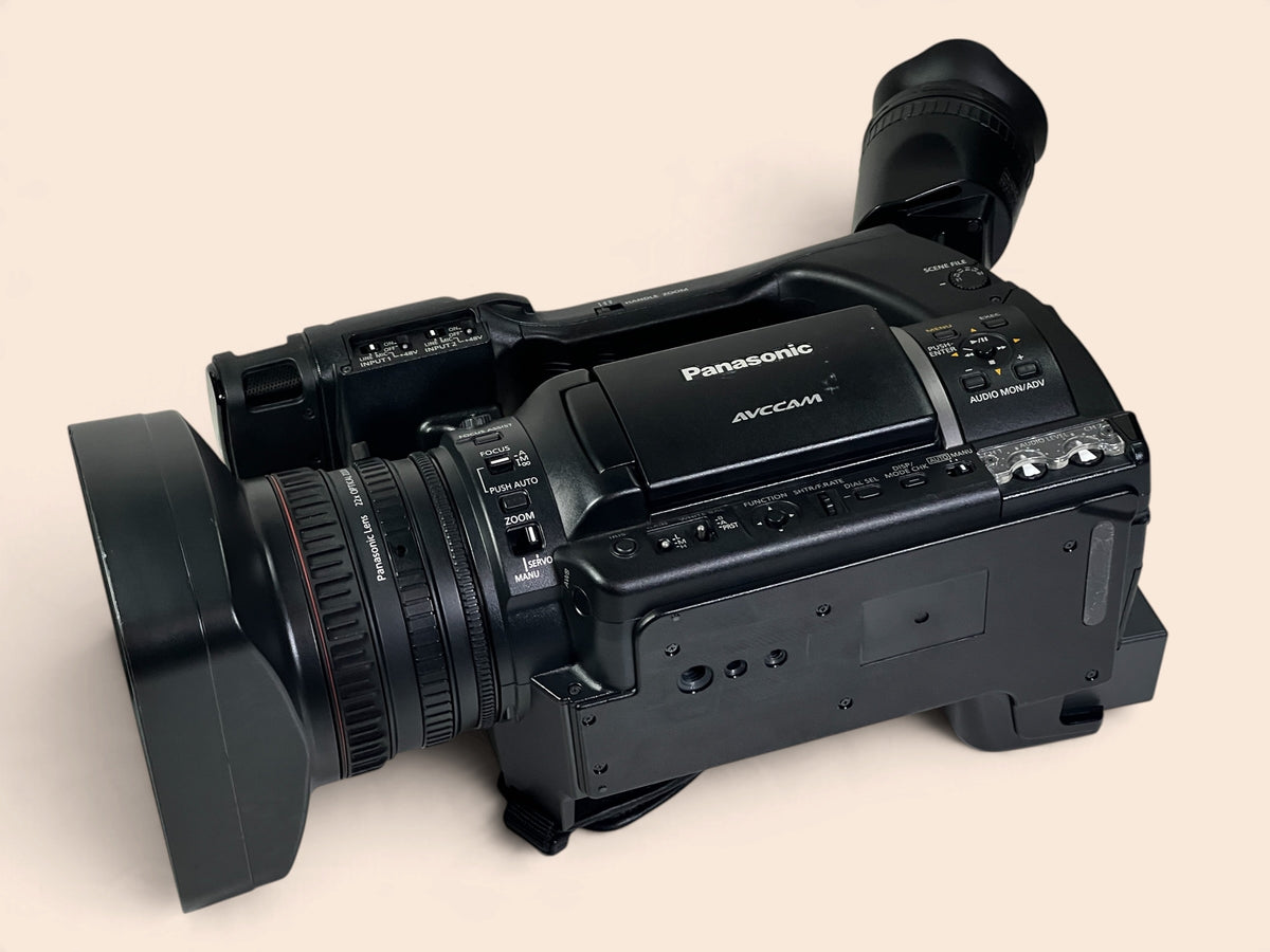 Panasonic AG-AC160EJ Full HD AVCCAM Camcorder 22x Zoom