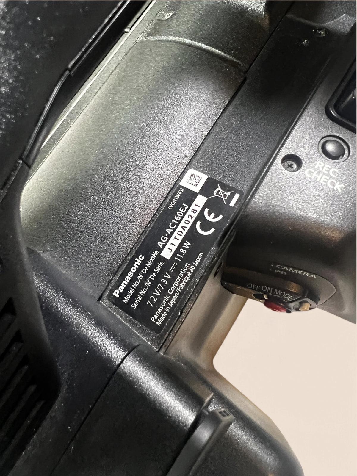 Panasonic AG-AC160EJ Full HD AVCCAM Camcorder 22x Zoom
