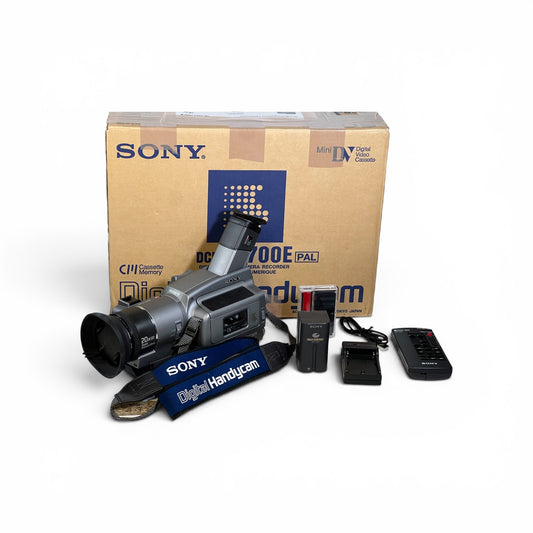 Sony DCR-VX700E Camcorder - MiniDV (PAL) OVP Fresh ✨