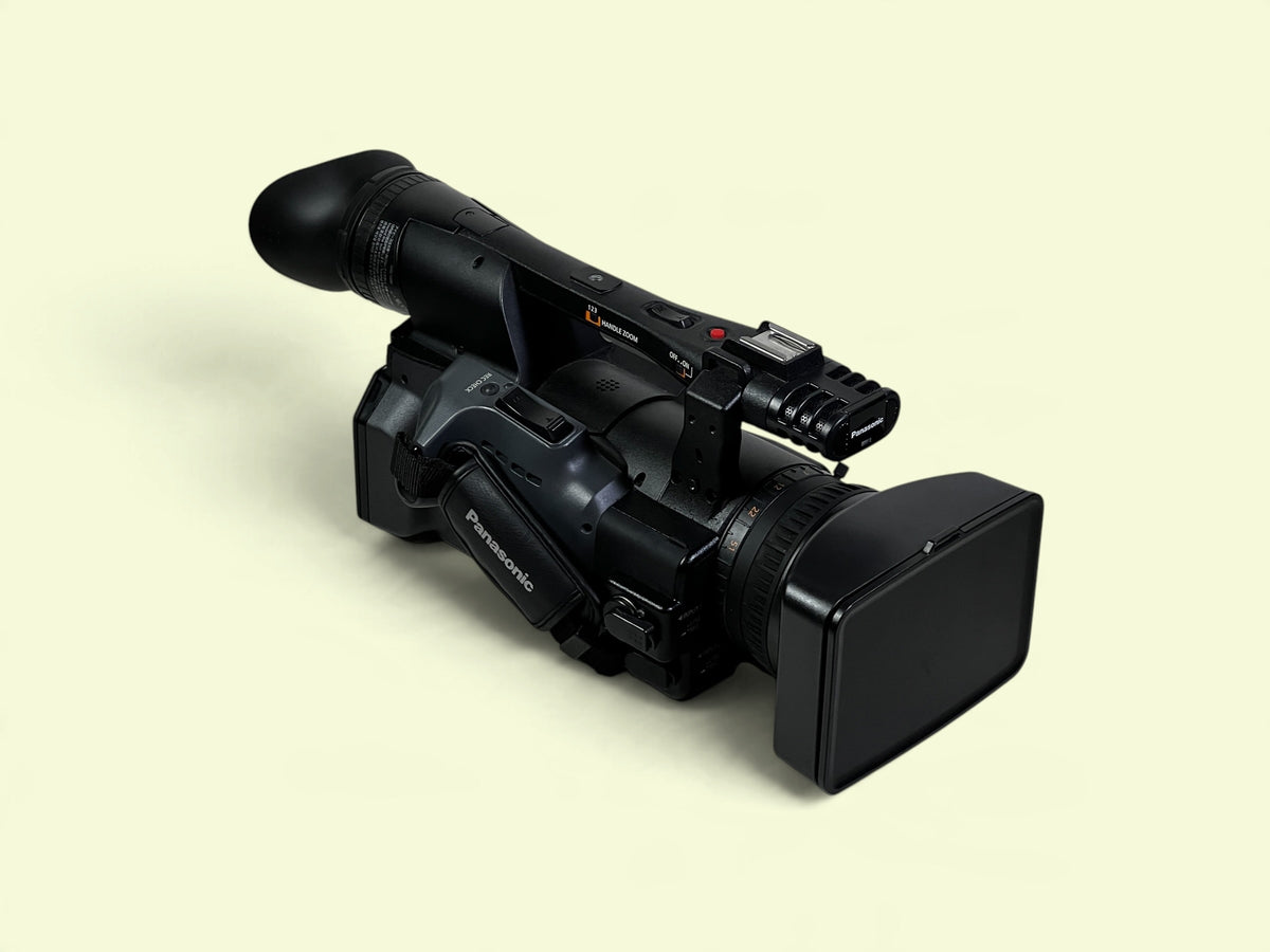 Panasonic AG-HMC151EJ 3CCD AVCCAM PAL Camcorder 324H Boxed ✨