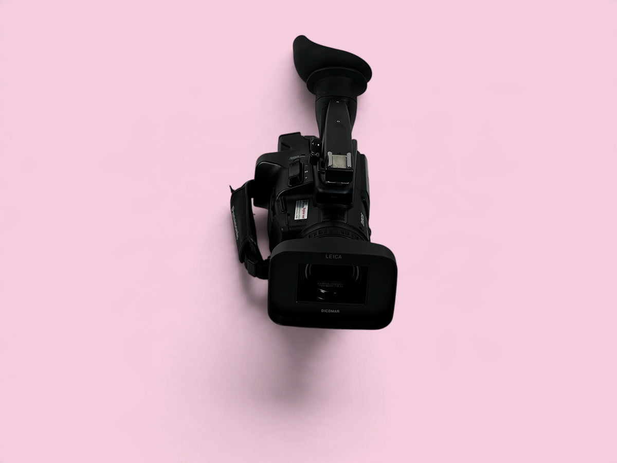 Panasonic AG-HMC41EJ Full HD AVCCAM Camcorder 3892H