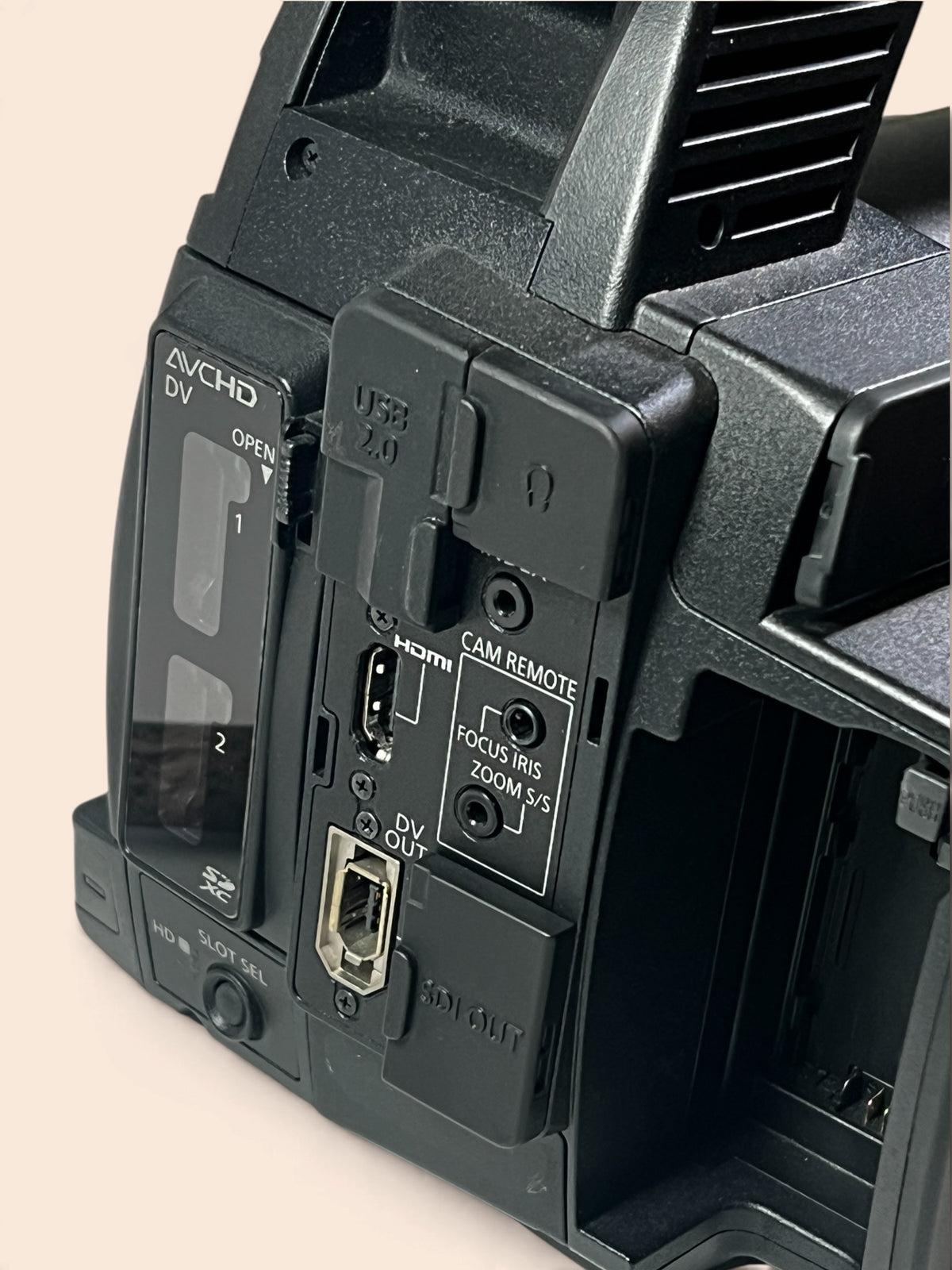 Panasonic AG-AC160EJ Full HD AVCCAM Camcorder 22x Zoom
