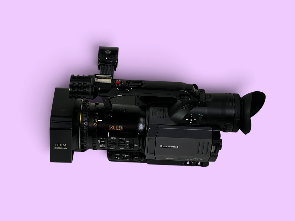 Panasonic AG-DVX100BE 3CCD MiniDV Camcorder – PAL – 246H