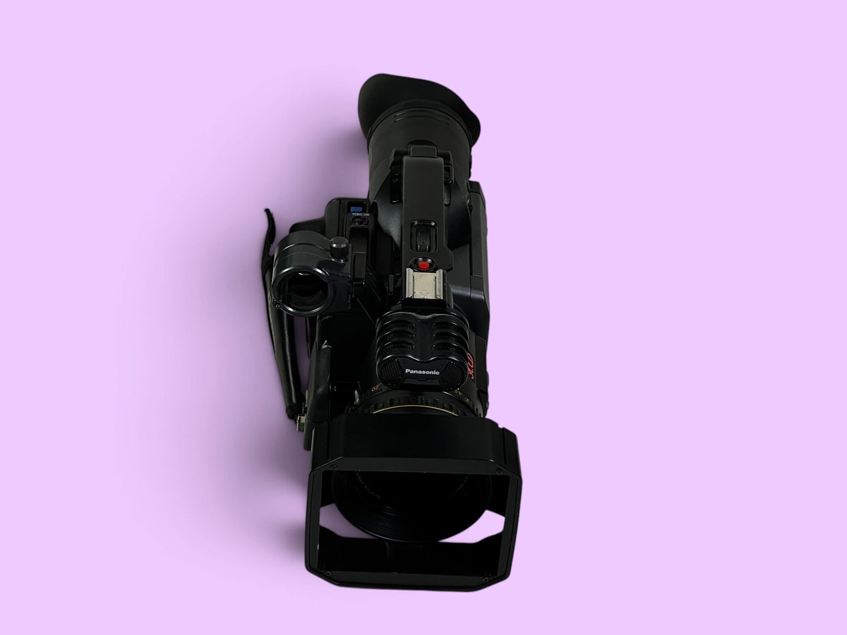 Panasonic AG-DVX100BE 3CCD MiniDV Camcorder – PAL – 246H