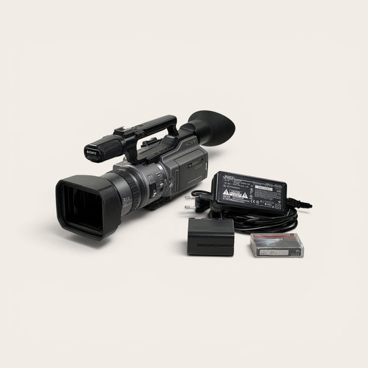 SONY DCR-VX2100E Camcorder PAL - Serviced ✨