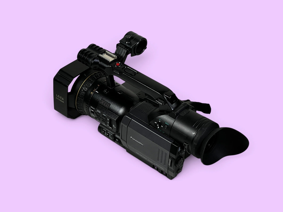 Panasonic AG-DVX100BE 3CCD MiniDV Camcorder – PAL – 246H