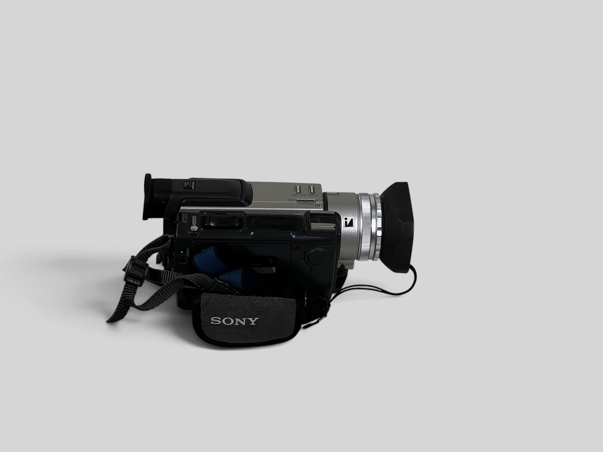 Sony DCR-TRV900E 3CCD MiniDV Camcorder PAL - Serviced ✨